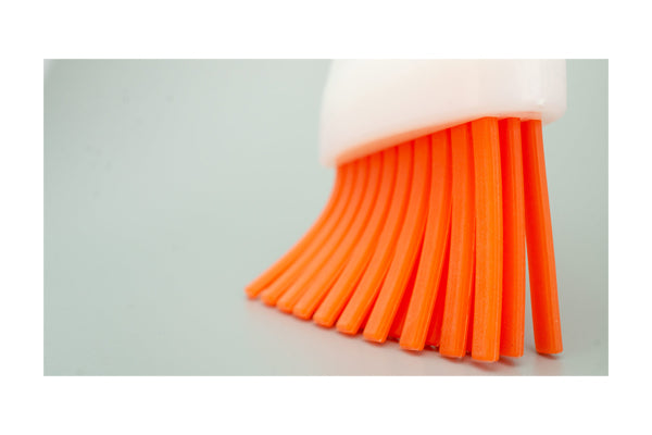 Load image into Gallery viewer, CannaBrush - Trimming Brush - Ergonomic Silicone Leaf Remover