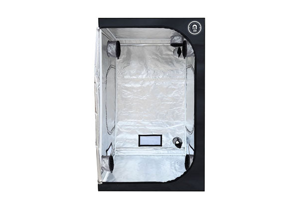 The Living Room - Black Box Grow Tents 4'x4'x6.5"