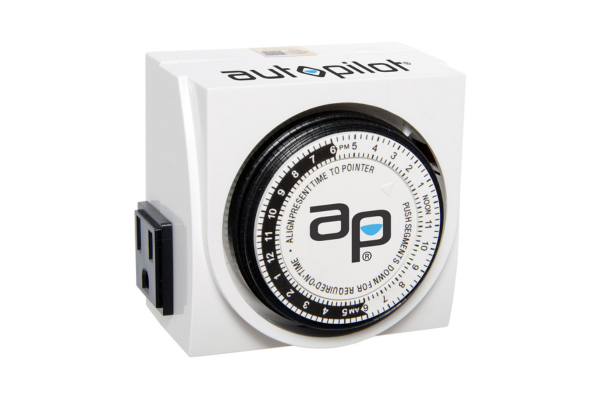 Autopilot Dual-Outlet Analog Grounded Timer